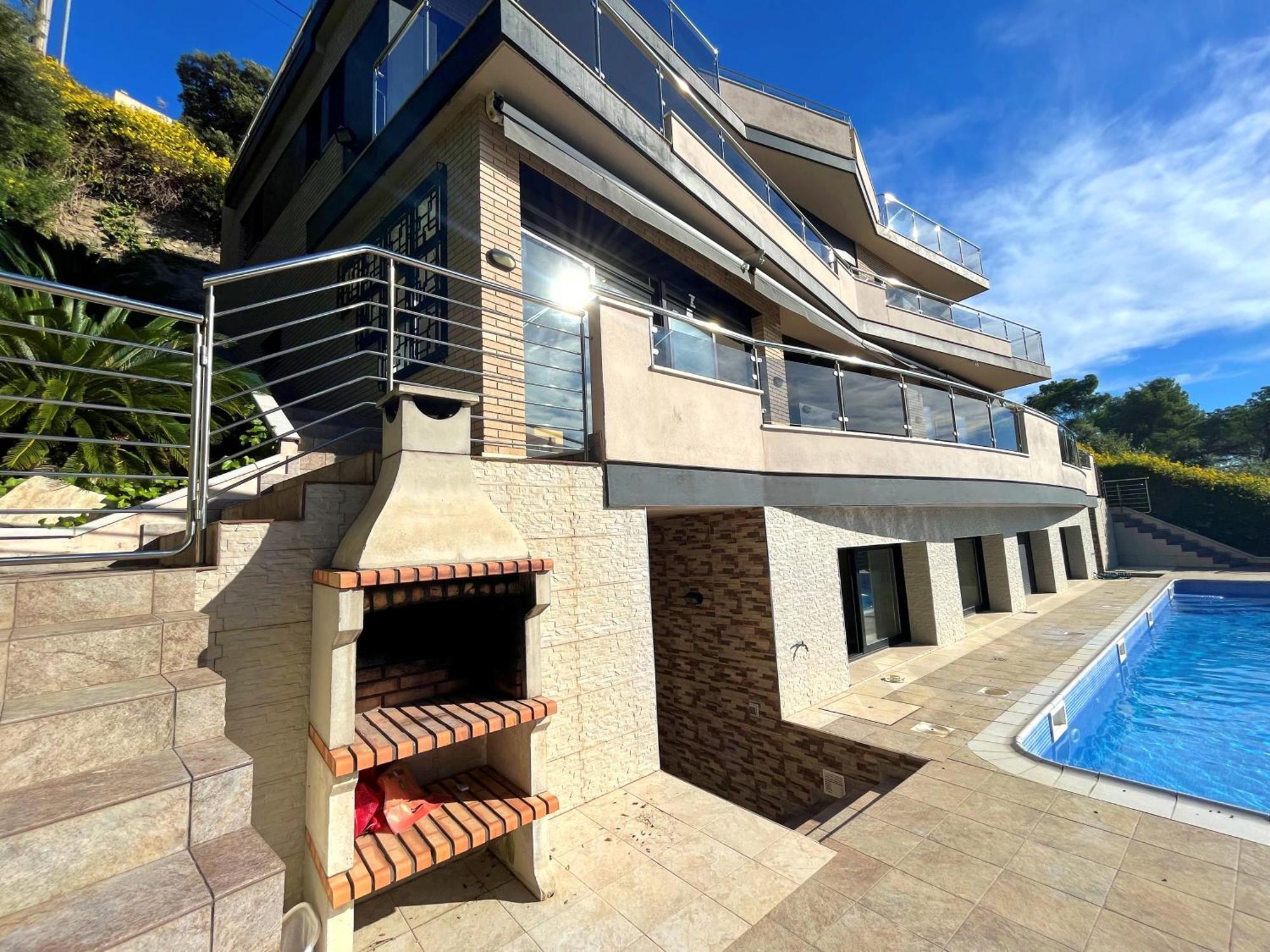 Villa De Lujo Con Vistas Al Mar Y Piscina Privada Santa Susanna Extérieur photo